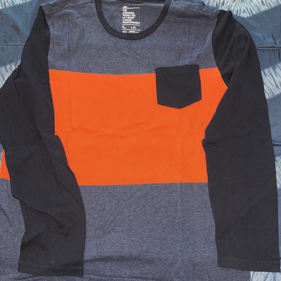 Gap long sleeve - Picture 2 of 4